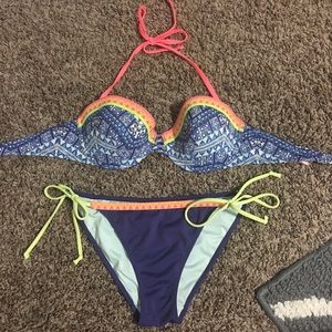 Women’s Victoria Secret bathing suit